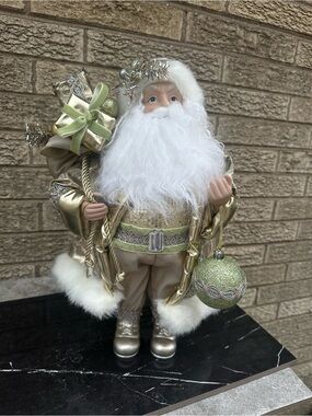Santa Claus Christmas Decor Figurine with Gift Bag and Ornament.  Gold/green